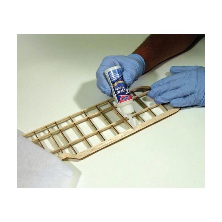 Deluxe - preparat do naprawy pokryć.