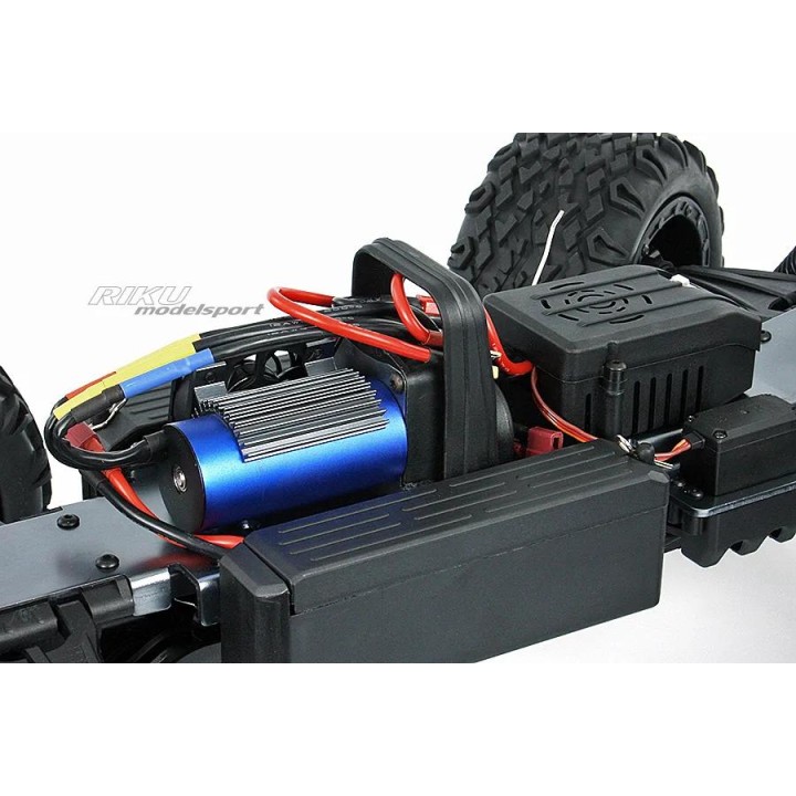 BSD810T - model 1:8  UTOR TRUCK