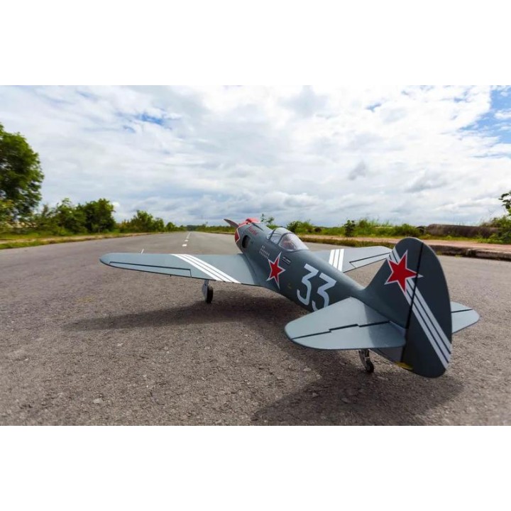 Model  Yak-3U Stewadfastg