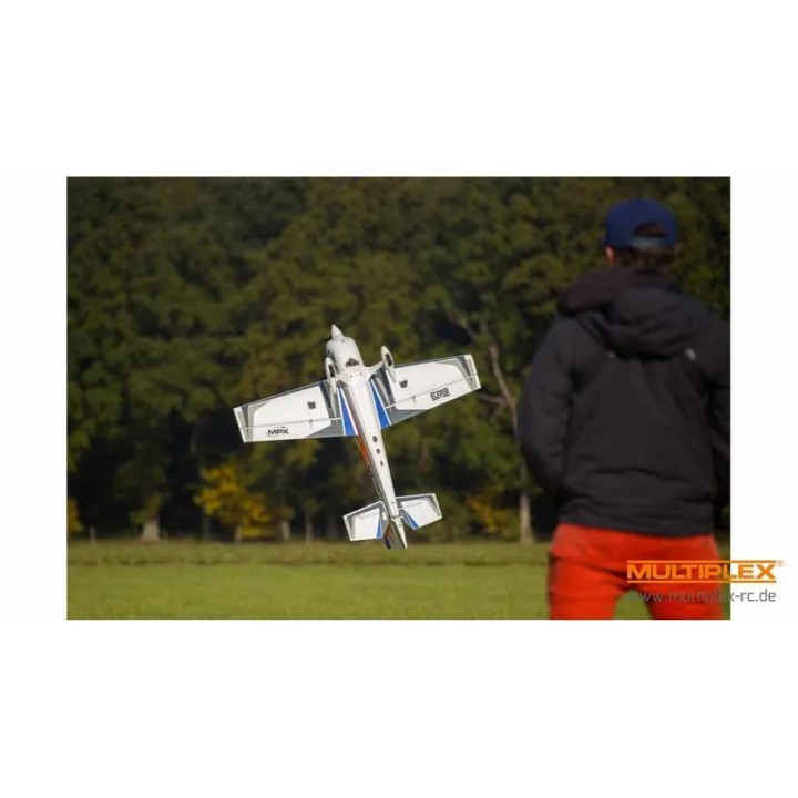 MODEL - MPX box - Extra 330LX - RR