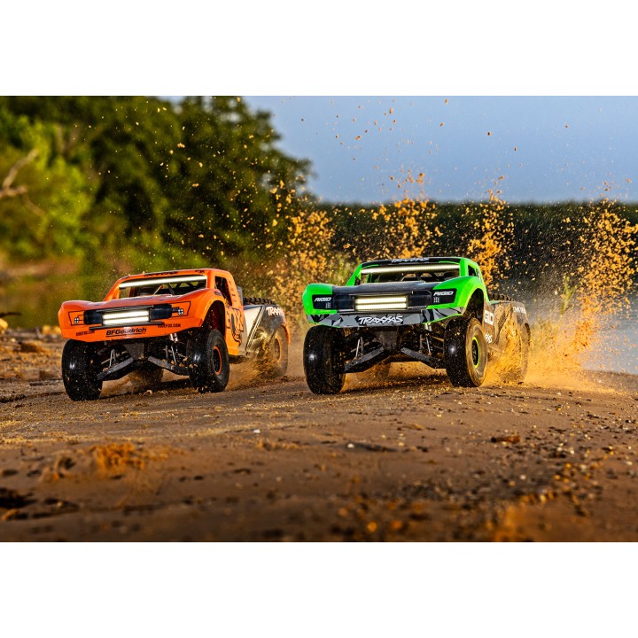 MODEL-TRAXXAS   UNLIM.DESERT RACER-blue