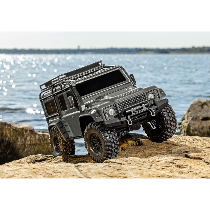 TRAXXAS 82256-4 TRX-4 DEFENDER - wersja srebrna