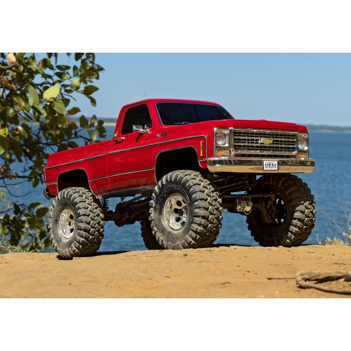 TRAXXAS 92056-4 TRX-4 CHEVROLET K10 - wersja czerwona
