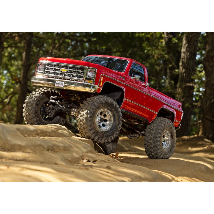 TRAXXAS 92056-4 TRX-4 CHEVROLET K10 - wersja czerwona