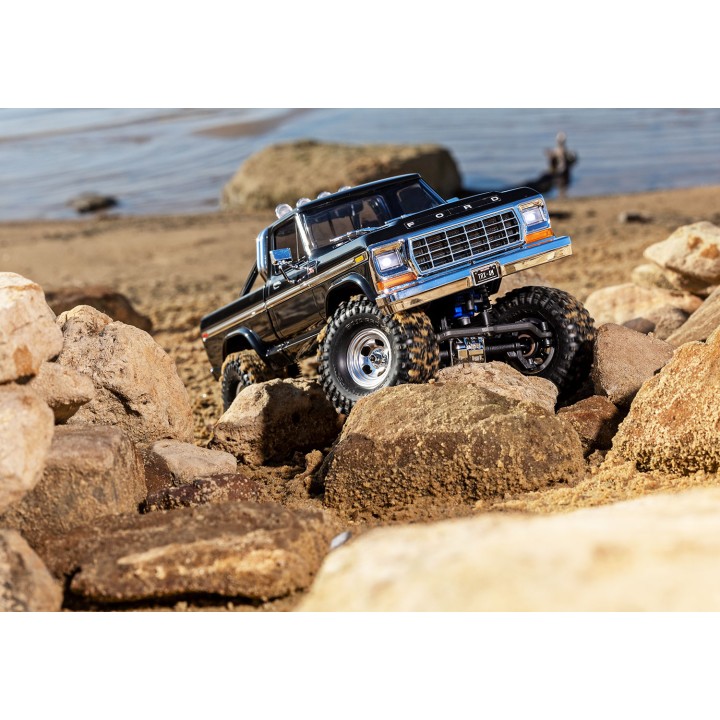 TRAXXAS 97044-1 1/18 TRX-4M 1979 Ford F-150 - wersja czarna