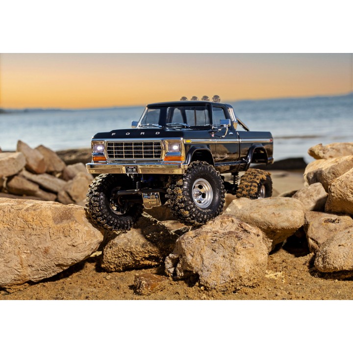 TRAXXAS 97044-1 1/18 TRX-4M 1979 Ford F-150 - wersja czarna