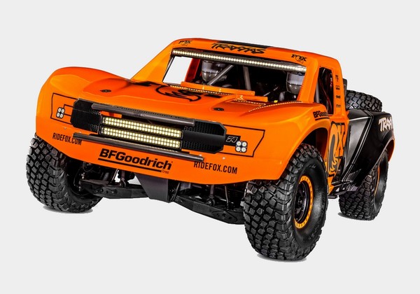 TRAXXAS 85086-4 Unlimited Desert Racer 4WD
